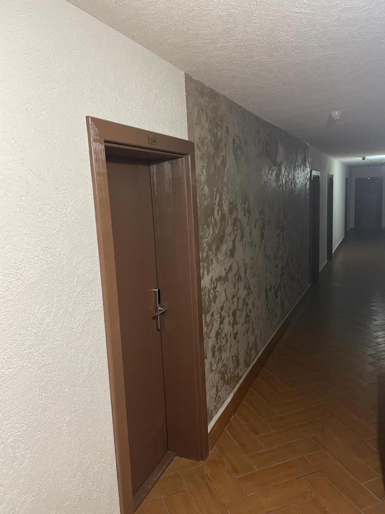 Hotel Rubin*** 格奥尔盖尼 外观 照片